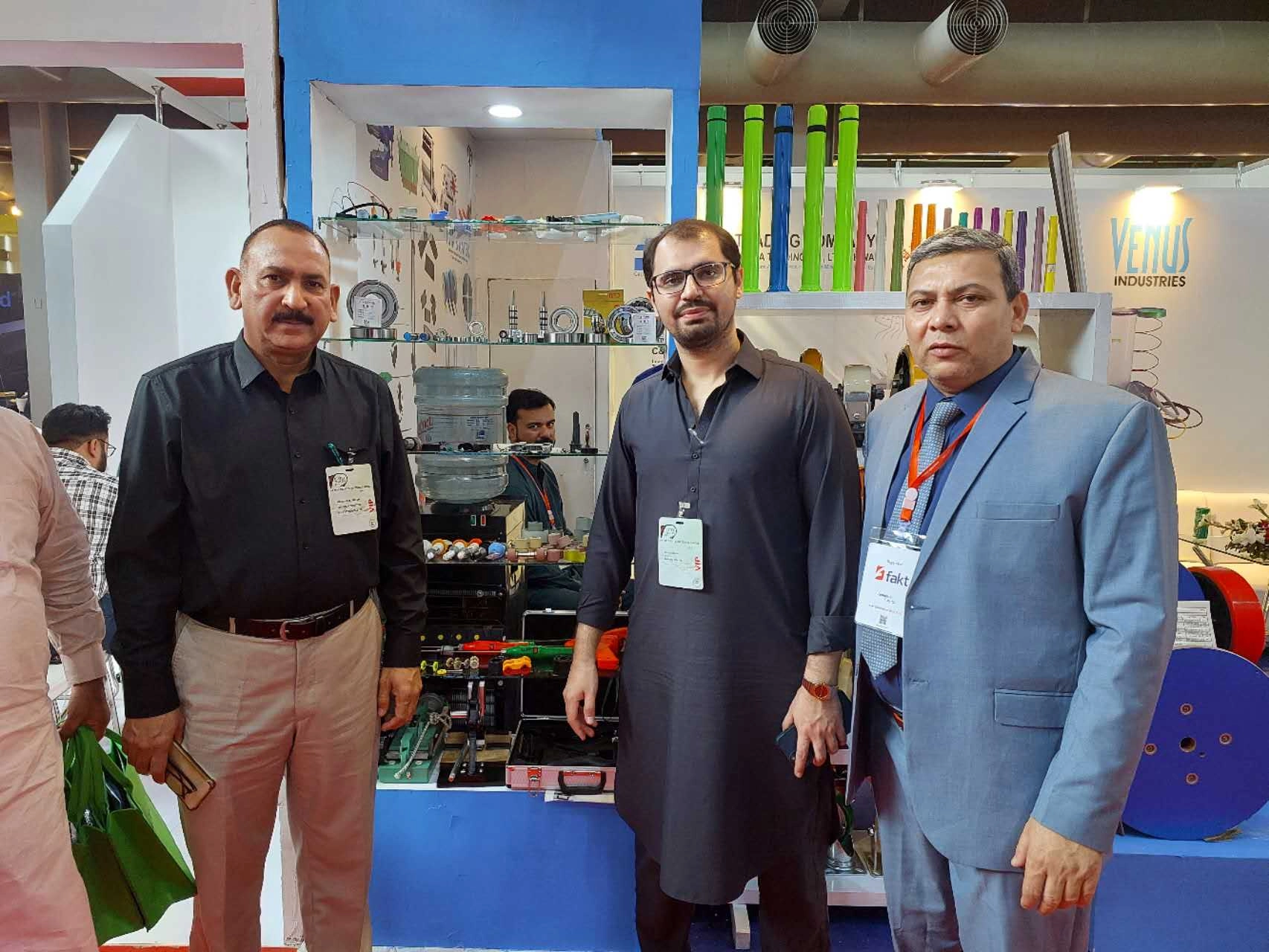 展会速递：巴基斯坦IGATEX展会上的申牌万向轮4